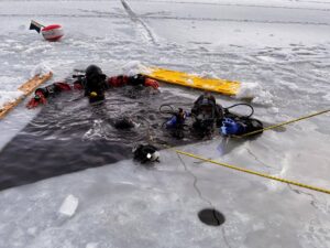 Specjalistyczne szkolenie z zakresu nurkowania podlodowego