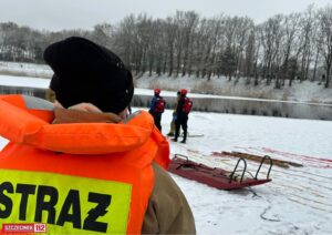 ,,Bezpieczne ferie” – pokazy ratownictwa lodowego w Koszalinie