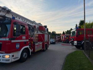 Groźny pożar budynku przy ul. Łąkowej w Złocieńcu